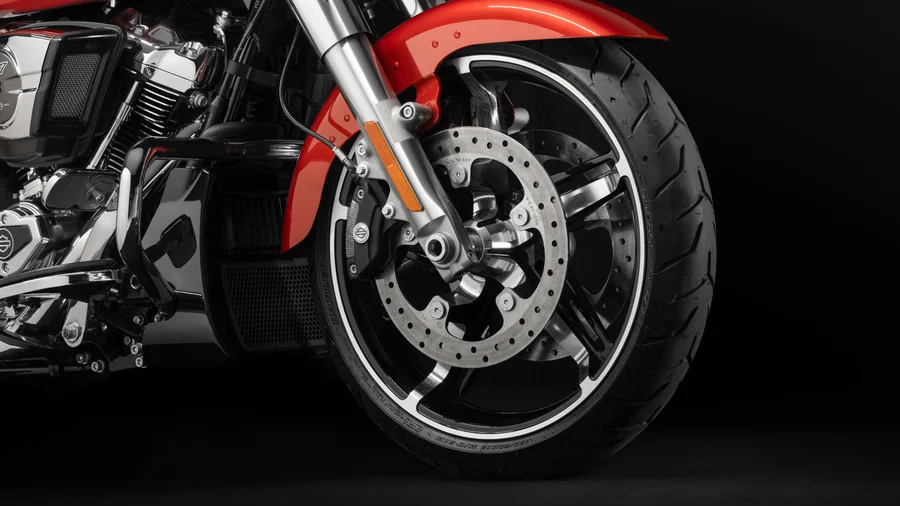 2024-Street-Glide_Harley-Davidson_Design (4) Street Glide 2024 Vorderrad