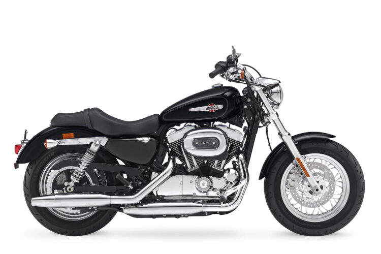 1200 Custom 2017 – XL1200C