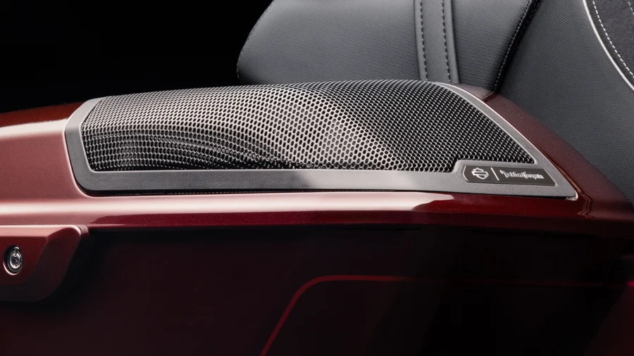 CVO-Road-Glide_Harley-Davidson-2024_Innovation (1) CVO Road Glide 2024 Rockford Fosgate Boxen