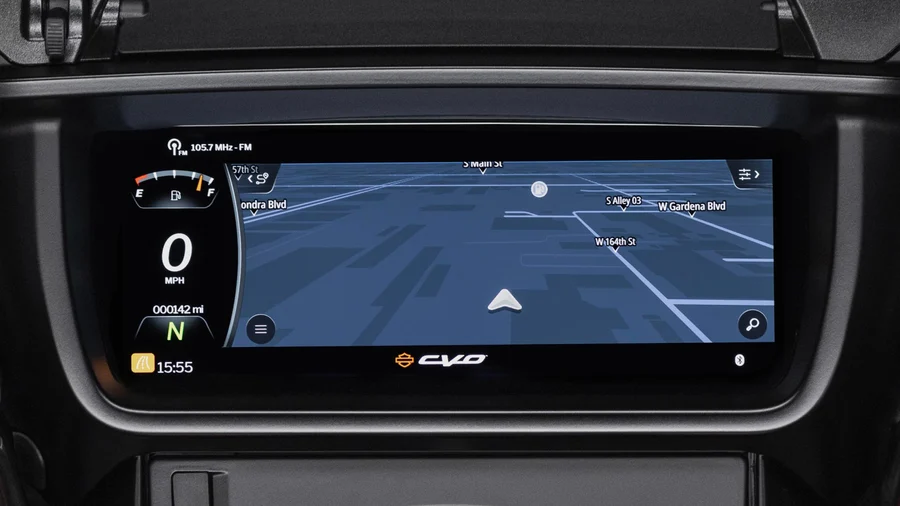 CVO-Street-Glide-2024_Innovation_Harley-Davidson (2) CVO Street Glide 2024 Detailaufnahme Navigation