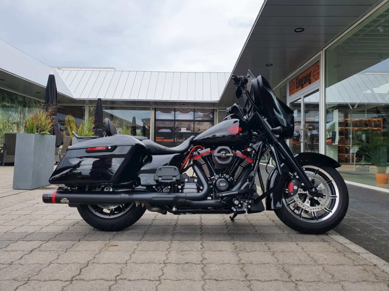 Harley-Davidson Electra Glide Standard - Umbau 2020 Seitenansicht Rechts