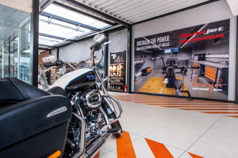 Harley-Davidson Bremen - Innenansicht Bikestellplatz