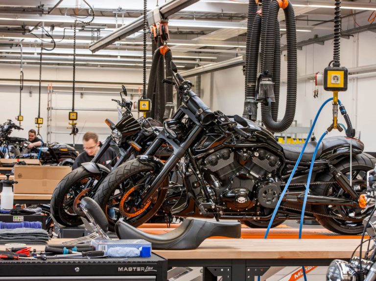 Harley-Davidson Bremen - Werkstatt Bikes