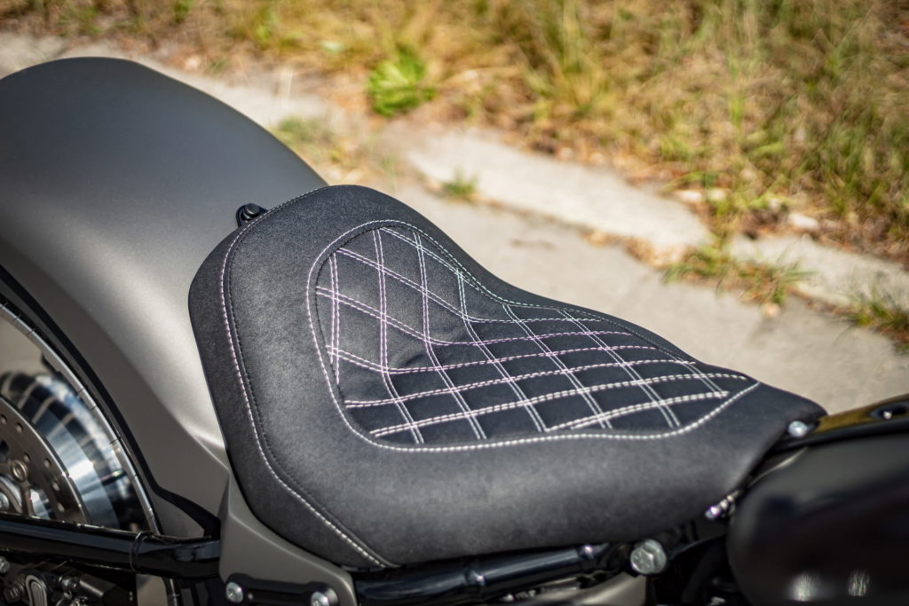 Harley-Davidson Fat Boy 2021 - Custombike Detailansicht Sitz