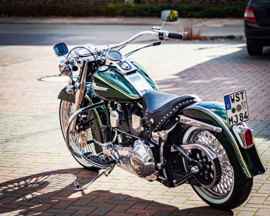 Harley-Davidson Softail Heritage - Custombike Seitenansicht