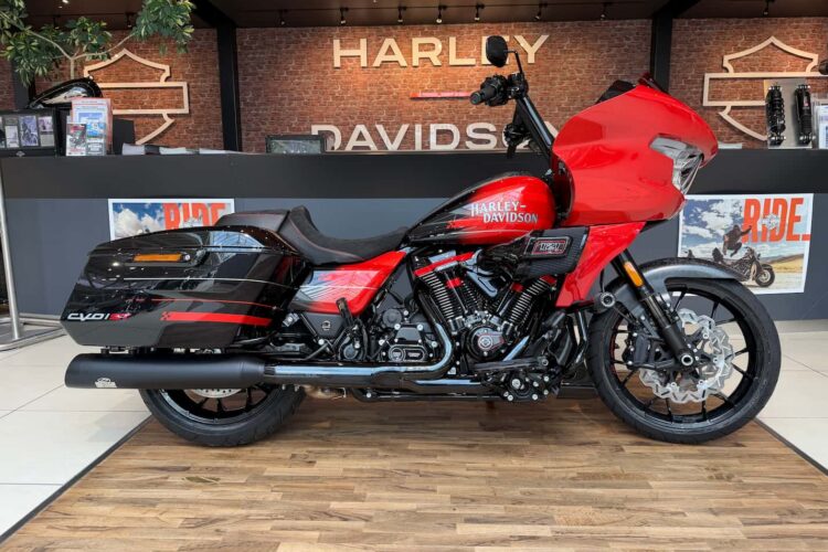CVO Road Glide ST Citrus Heat 2026