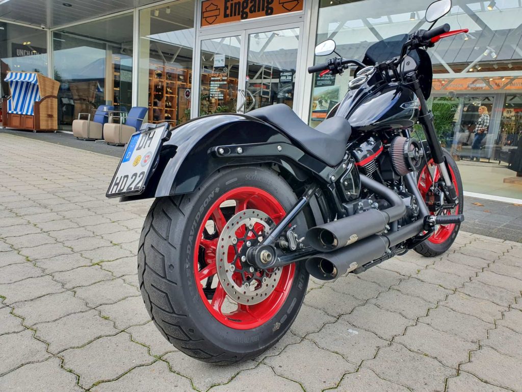 Harley-Davidson Low Rider S - Umbau 2020 Seitenansicht Rechts Hinten