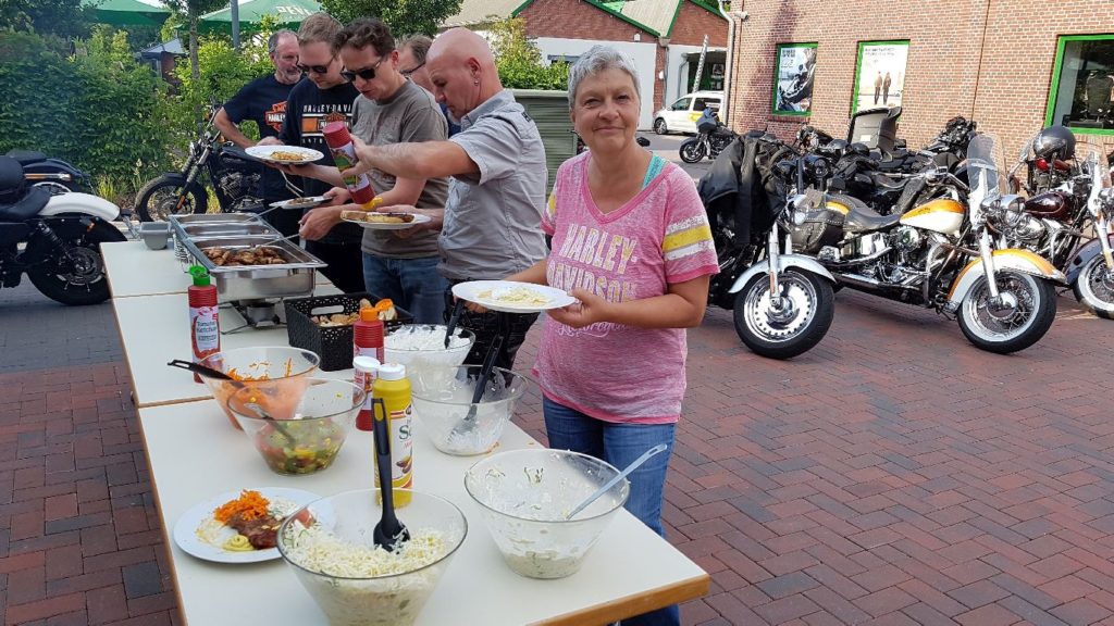 Neukundenausfahrt 2018 - Grillbuffet