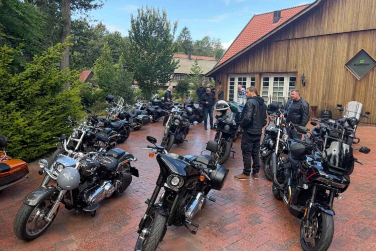 Hit The Road Tour 2026